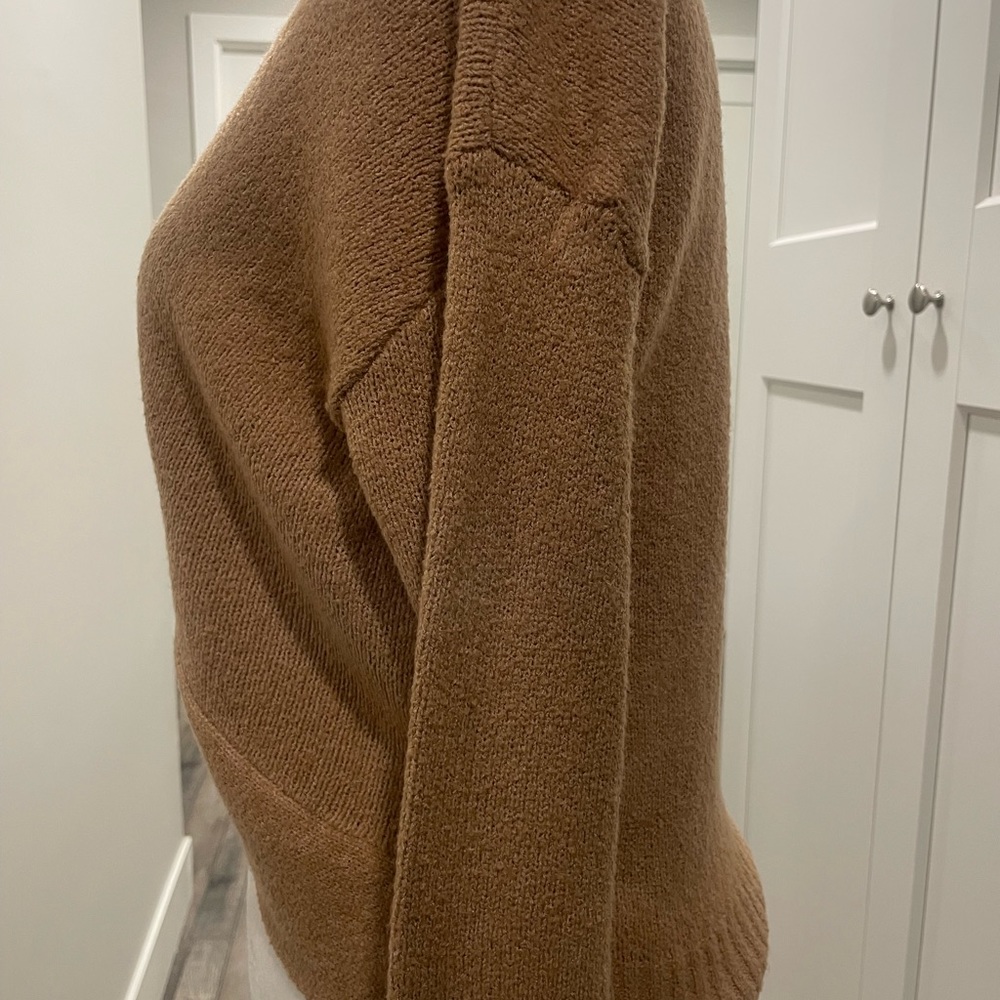 Sweater - Picture 3 of 6